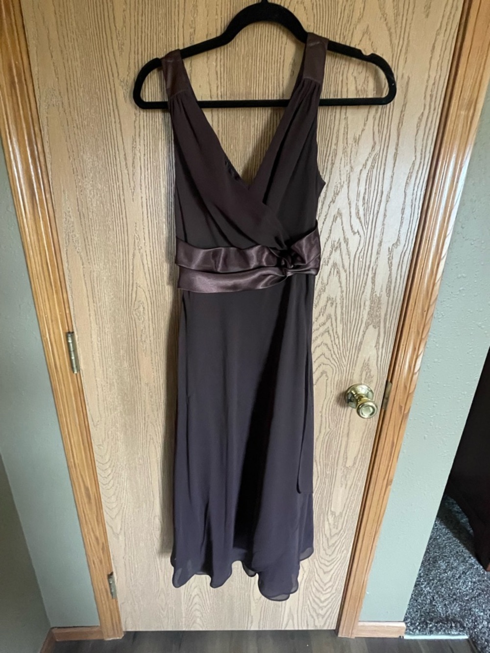 Jones Wear Brown Satin-Waist Sleeveless Maxi Dress with shoulder wrap